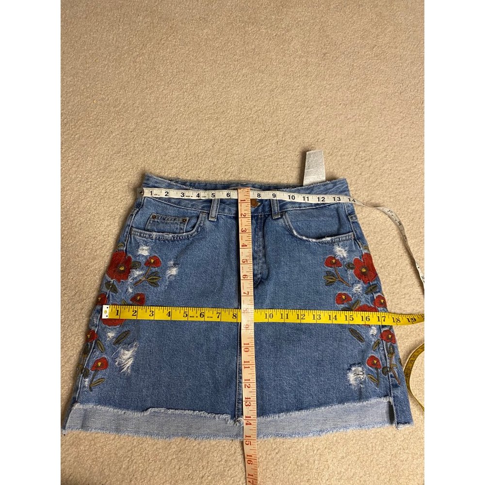 Zara Basic Z1975 Embroidered Floral High Low Denim Skirt Size XS - Picture 5 of 5